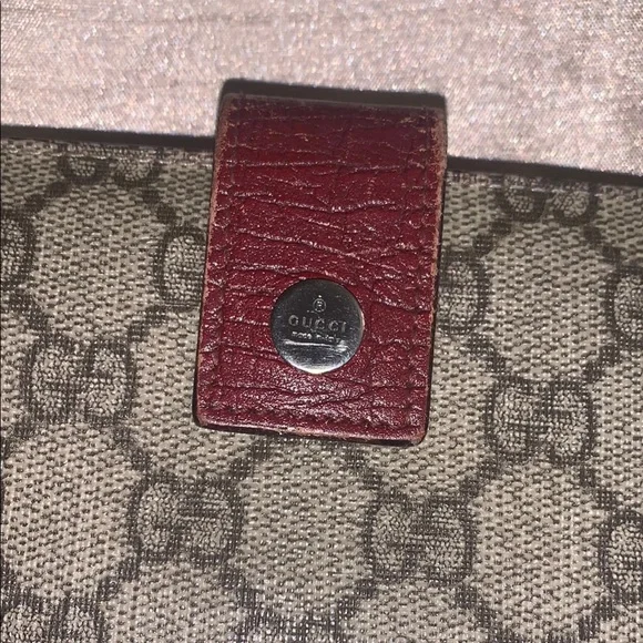Gucci Tan coated canvas wallet  Signature Monogram Great condition authentic - Picture 8 of 15